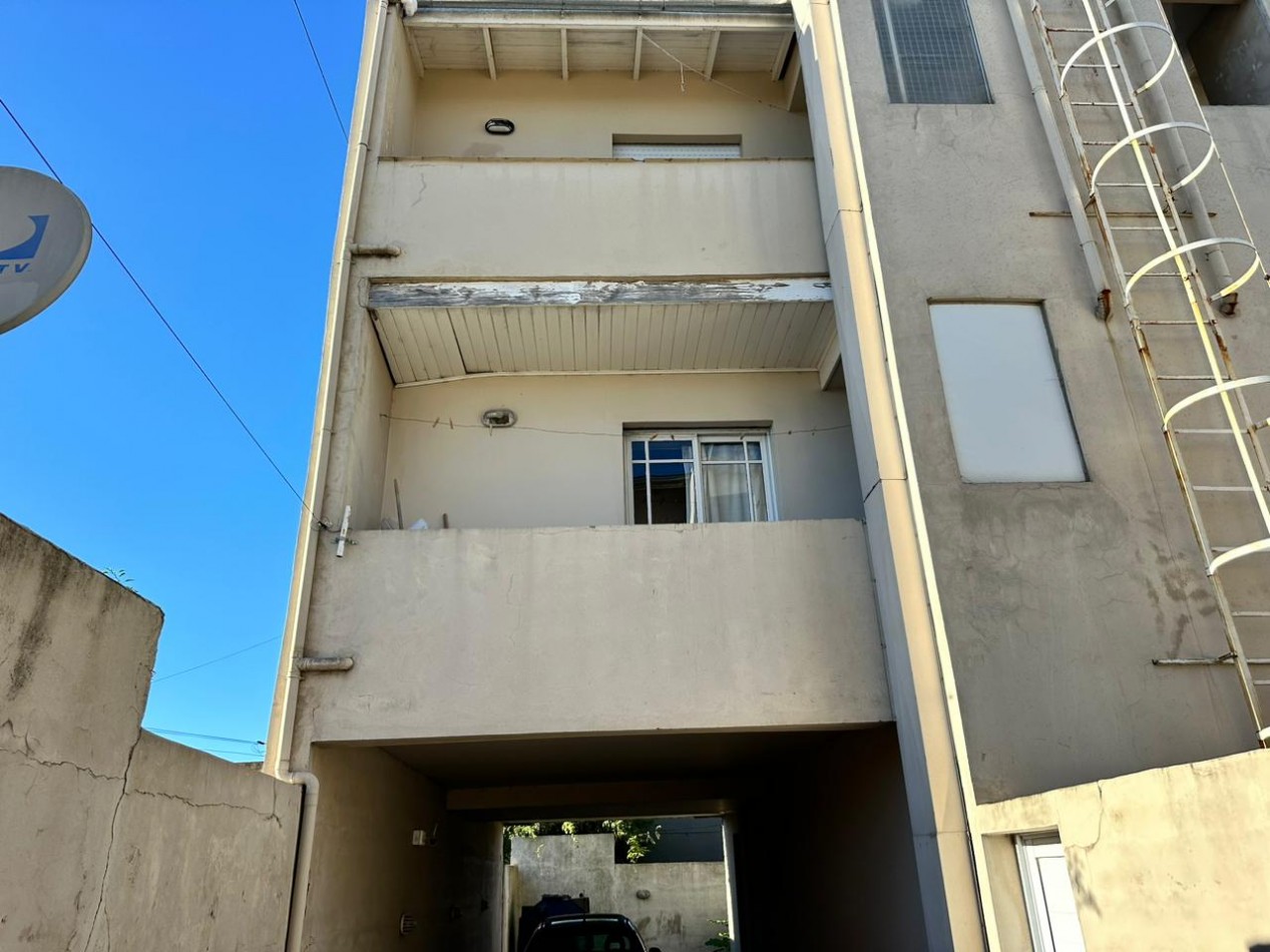 OPORTUNIDAD DE DEPARTAMENTO EN MARIANO MORENO