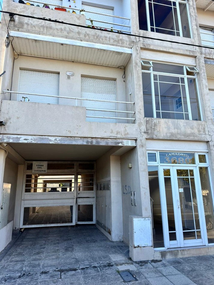 OPORTUNIDAD DE DEPARTAMENTO EN MARIANO MORENO