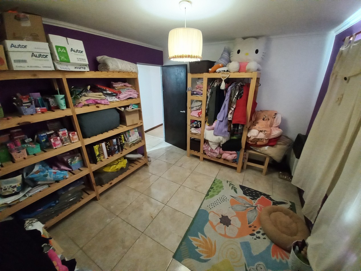 Moderna casa en venta - Barrio San Vicente