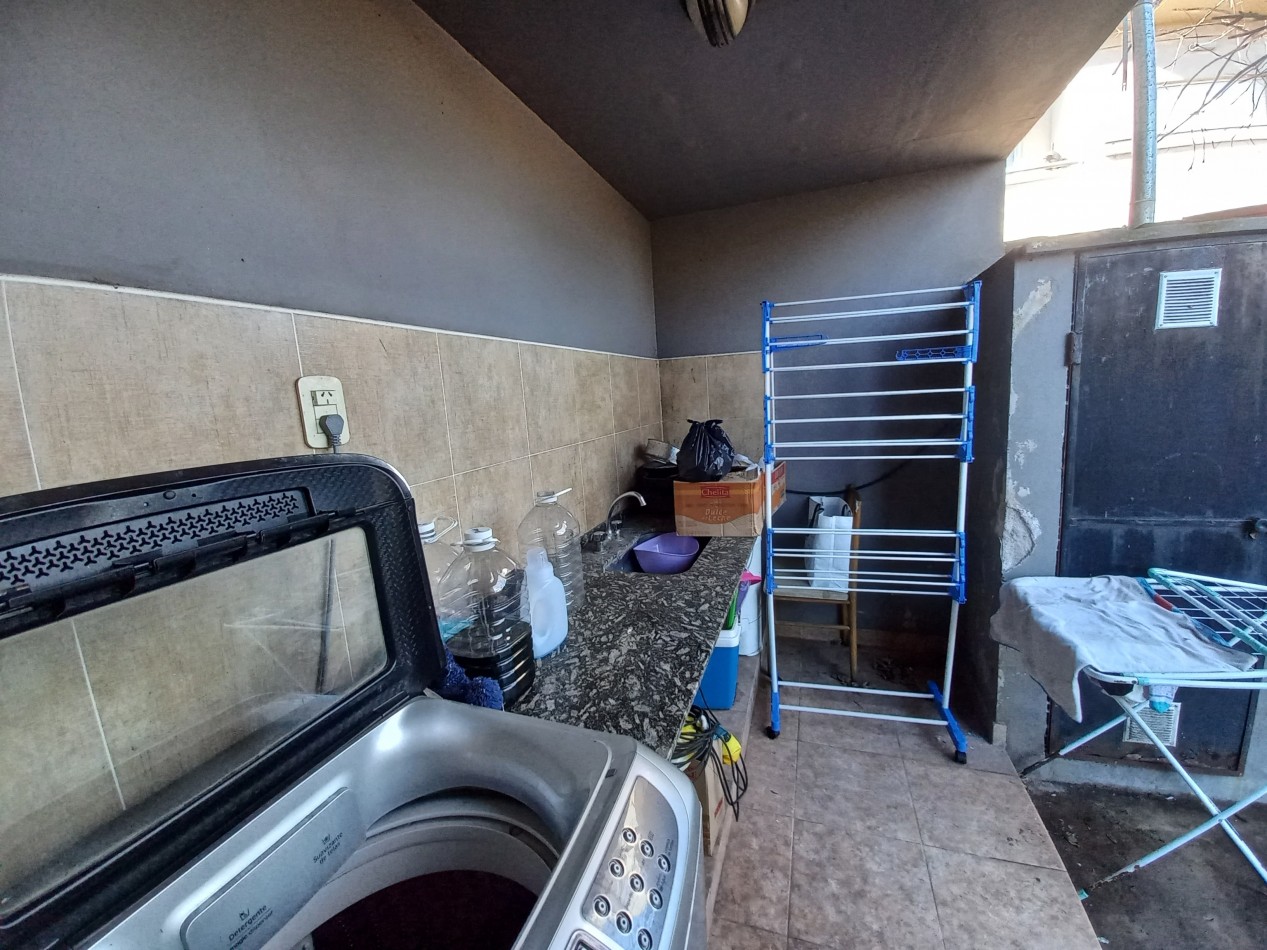 Moderna casa en venta - Barrio San Vicente