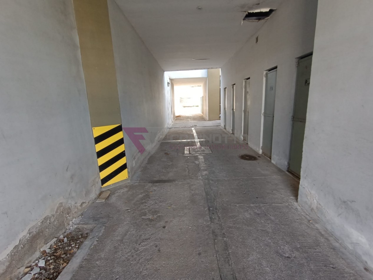 DEPARTAMENTO SOBRE AV. ITUZAINGO