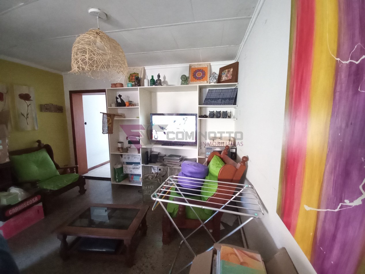 Casa en barrio CECO