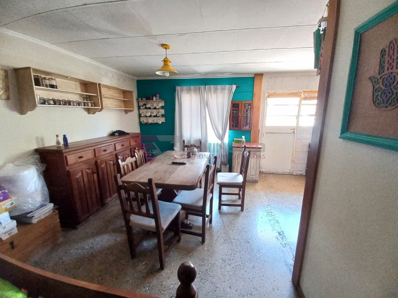 Casa en barrio CECO
