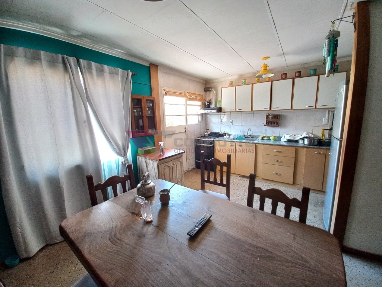 Casa en barrio CECO
