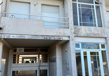 OPORTUNIDAD DE DEPARTAMENTO EN MARIANO MORENO